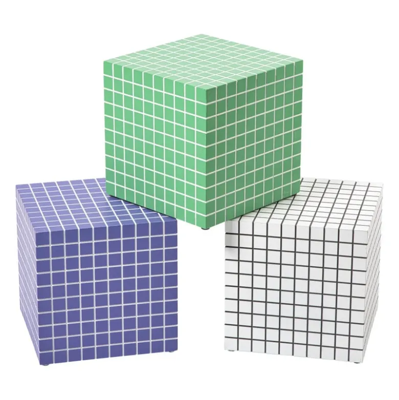 Bijzettafel kubus checks - wit - 30x30x30 cm