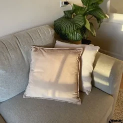 Kussen velvet - beige - 45x45 cm