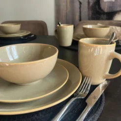 Serviesset - beige - 16-delig - 4 persoons - reactive glaze